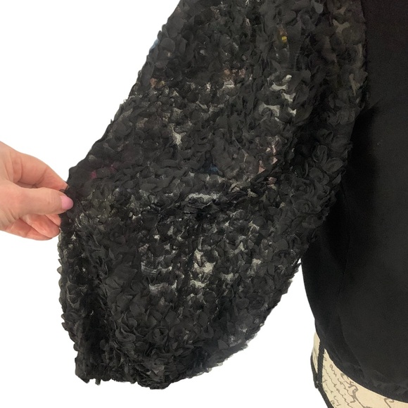 NWT Express Floral Lace 3/4 Puff Sleeve Crew Neck Elastic Hem Top Black Small - Picture 5 of 10